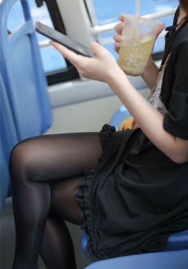 《图书馆的女朋友》_1080在线手机播放