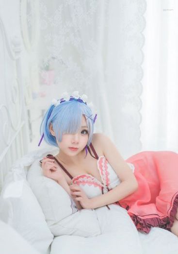 天降女子～从2楼掉下来了樱花完1_超清高清在线观看